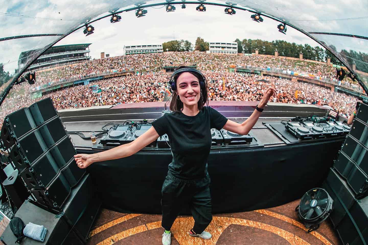Amelie Lens